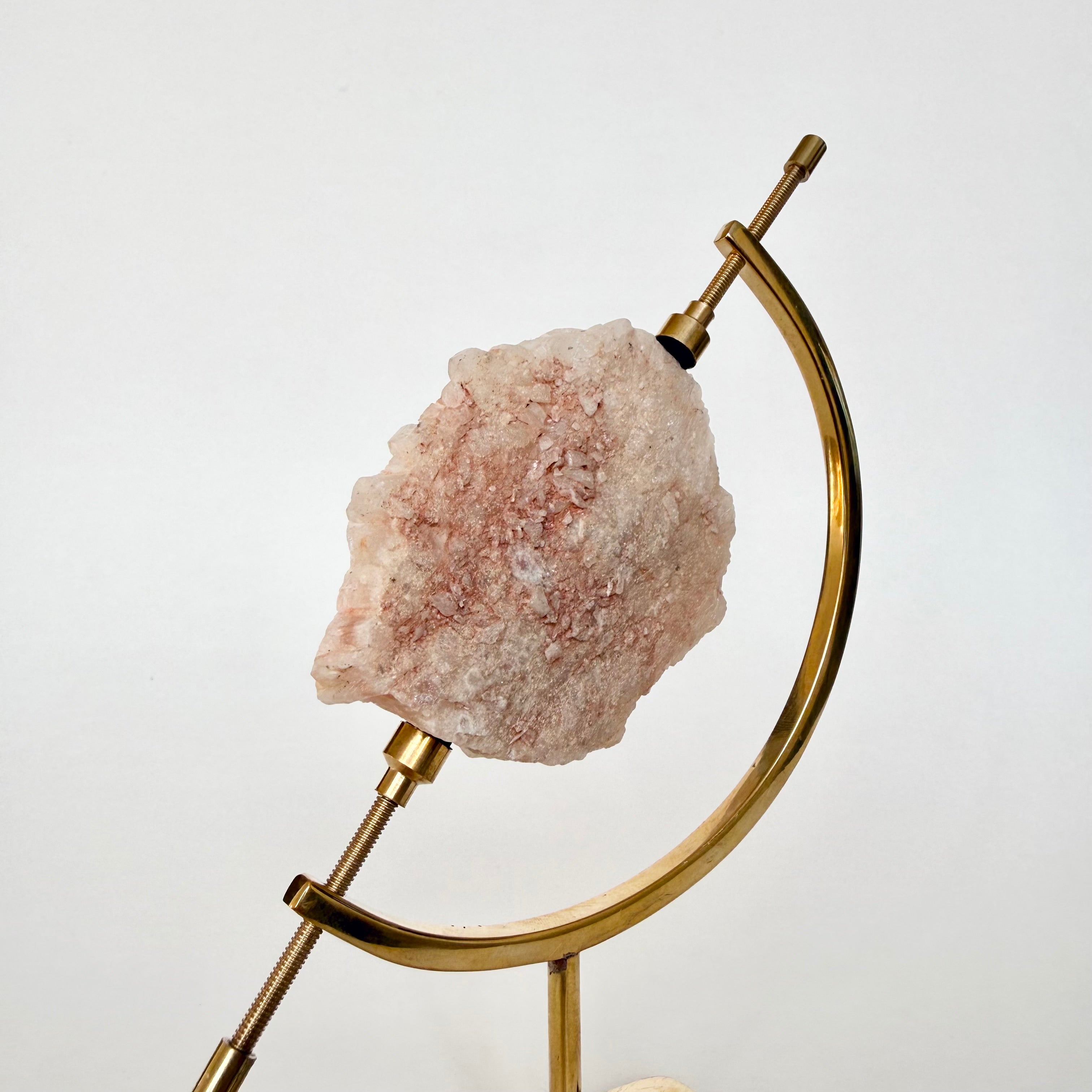 Zeolite + Brass Arc Stand