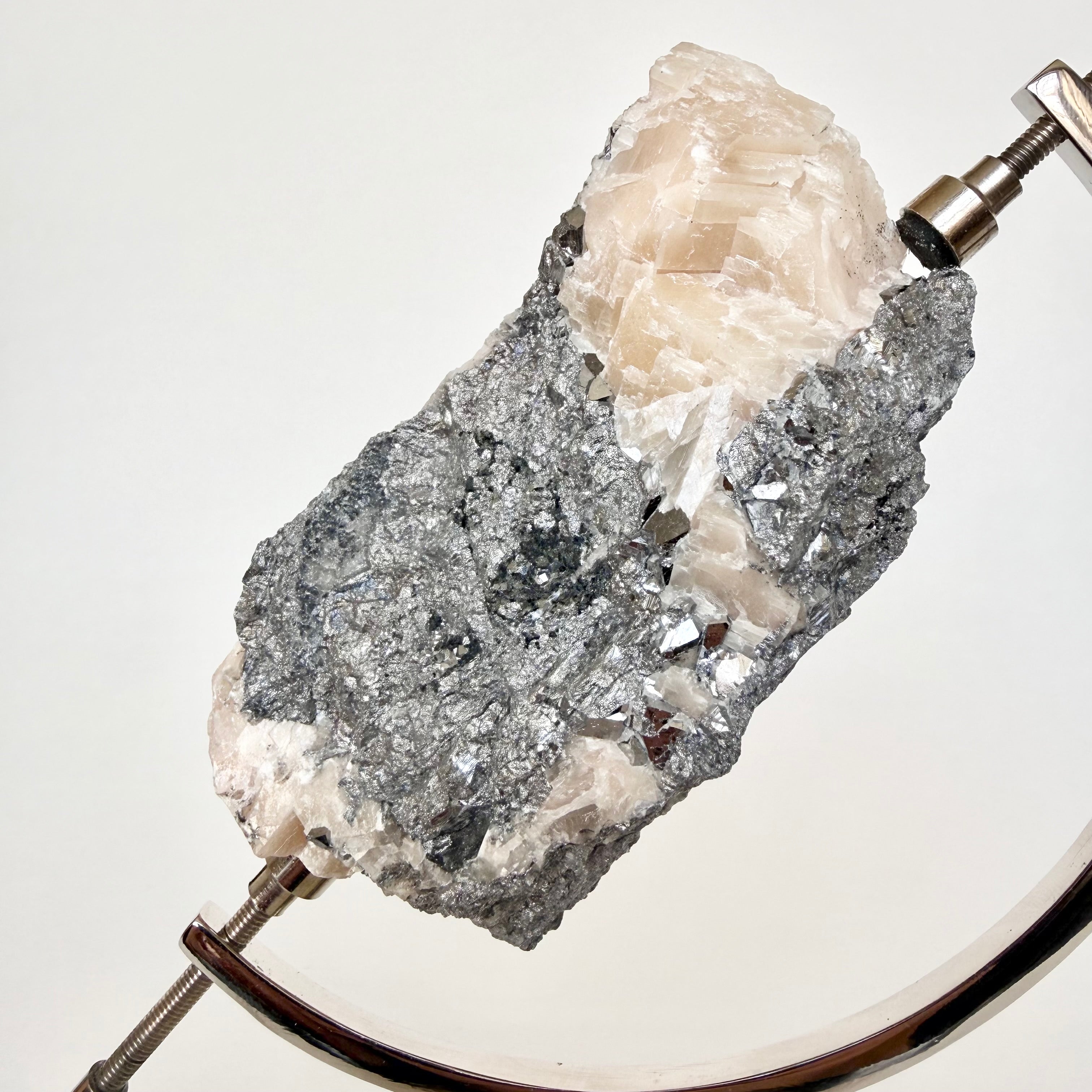 Skutterudite + Silver Arc Stand