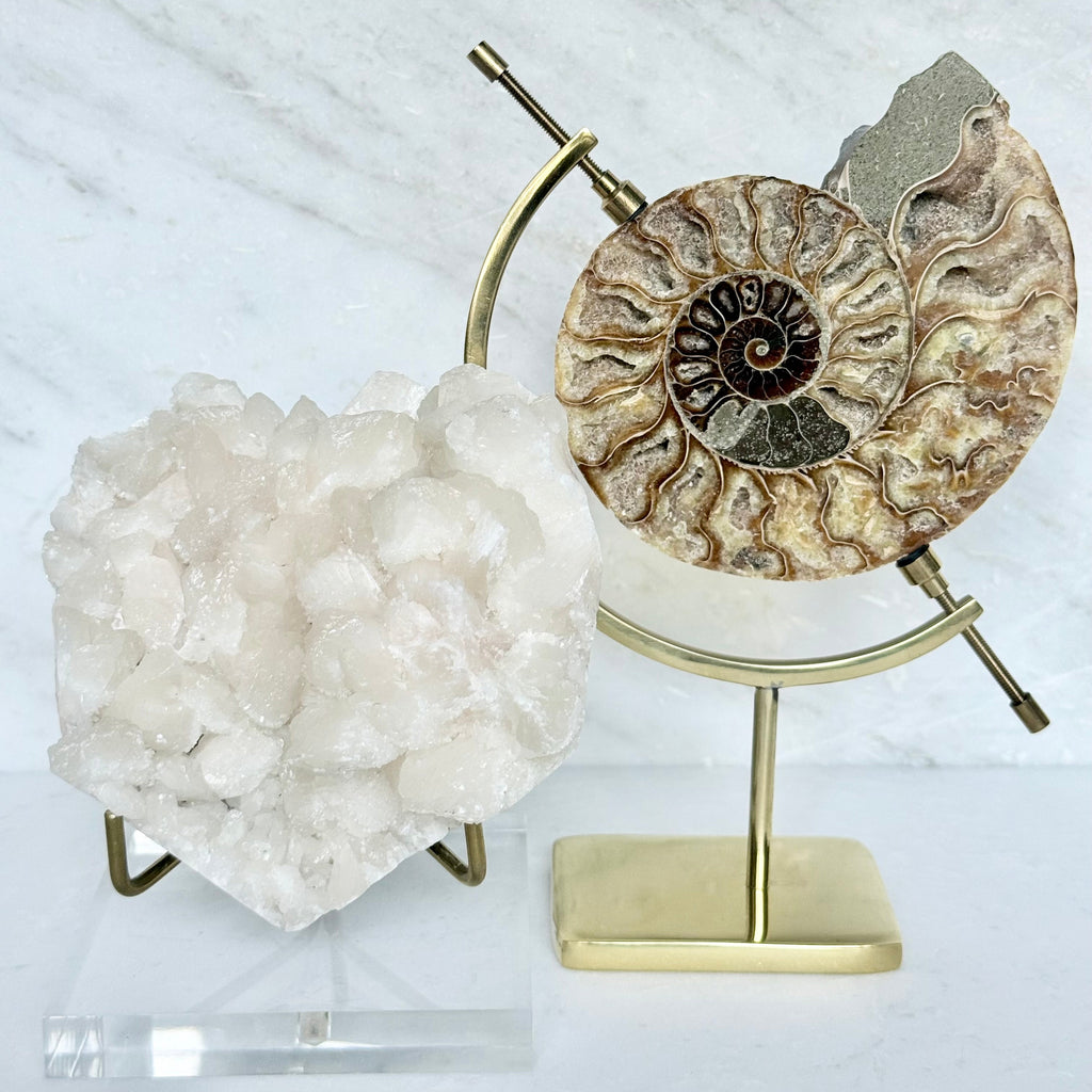 Stilbite + Acrylic/Brass Stand