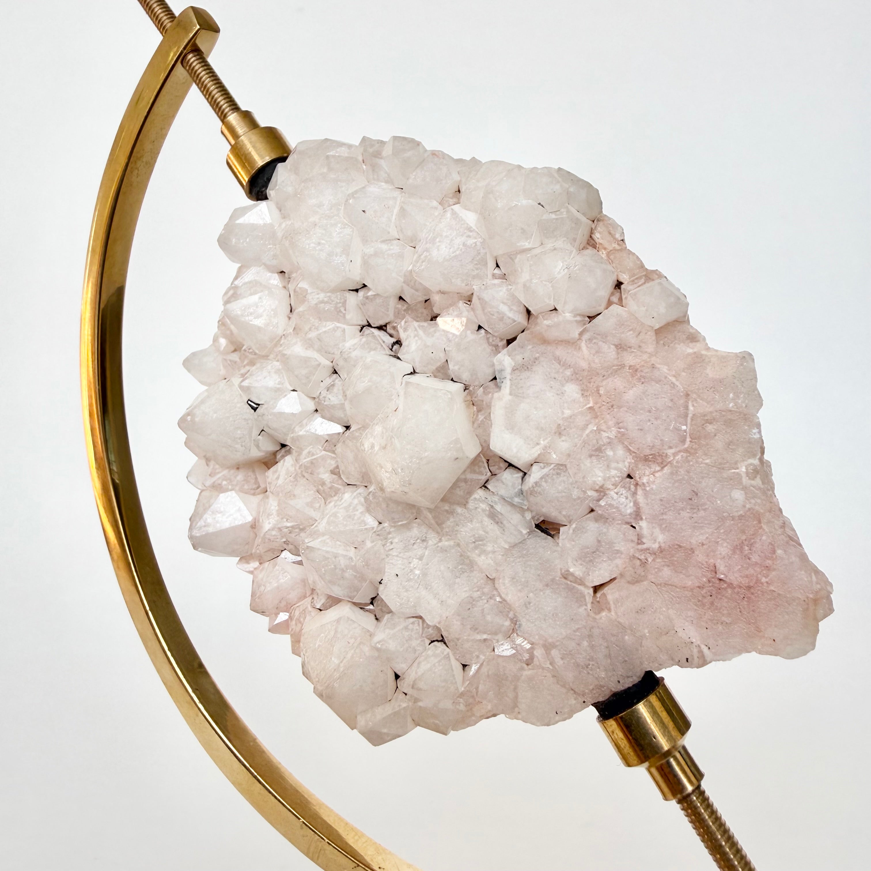 Zeolite + Brass Arc Stand