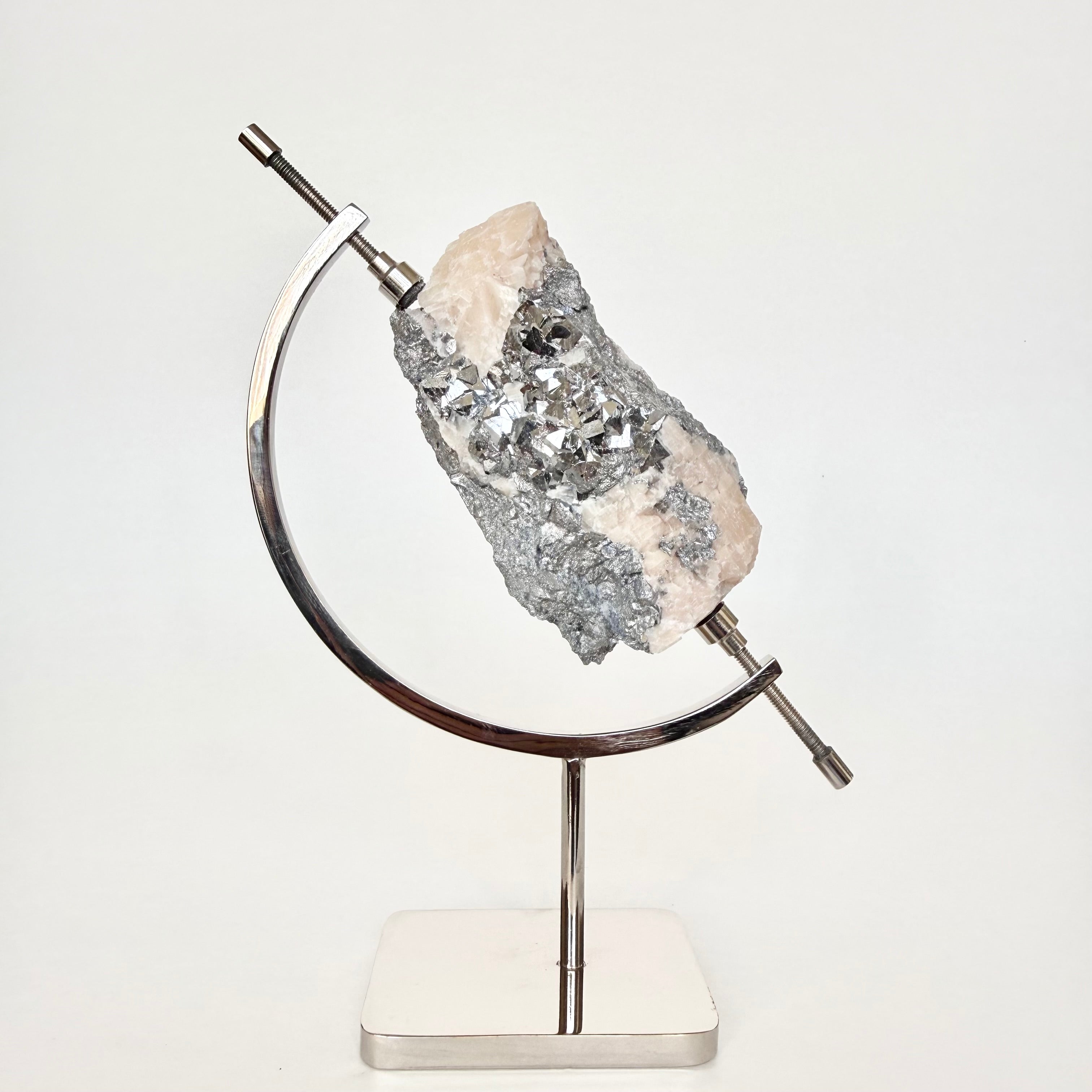 Skutterudite + Silver Arc Stand